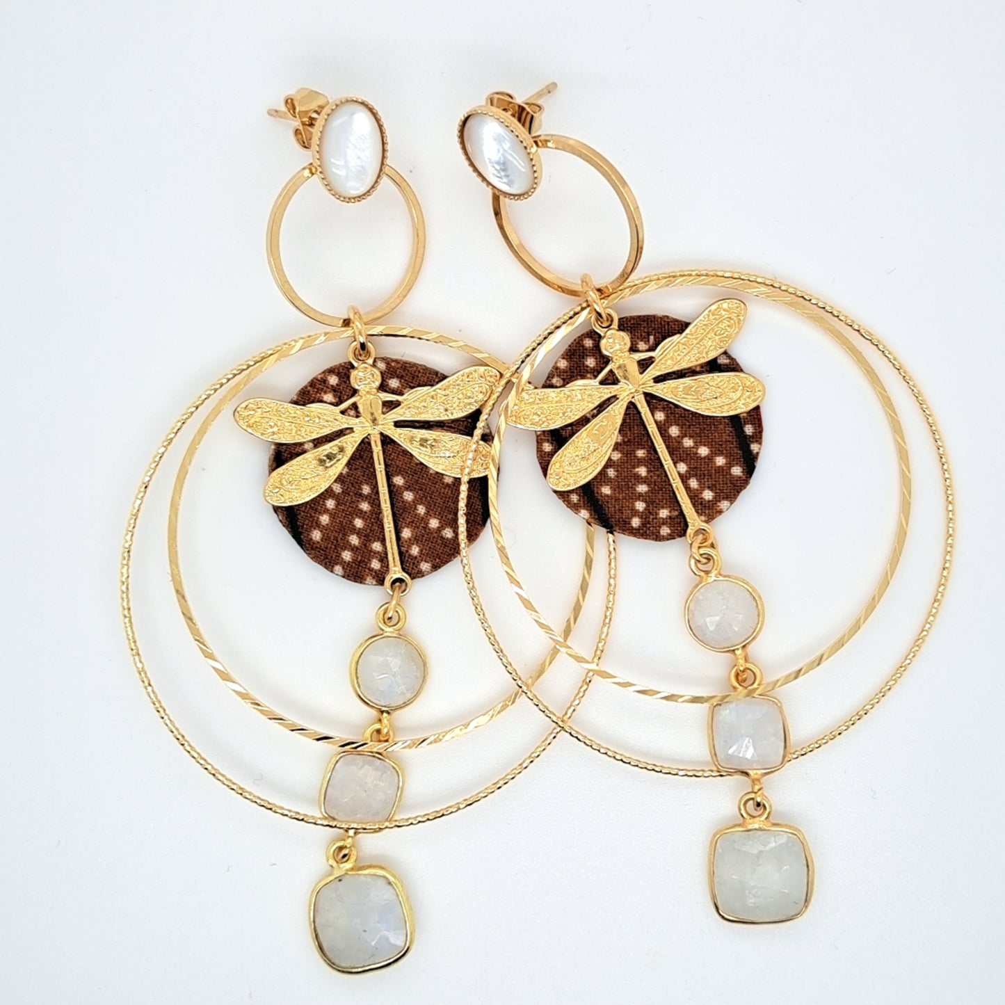 Libellule en fête III - Boucles d'oreilles créoles nacre pierre de lune