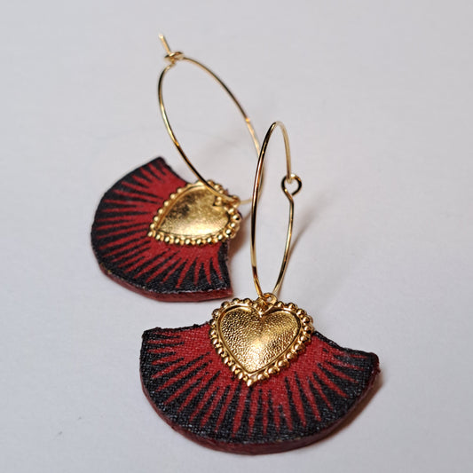 Frida - Boucles d'oreilles rouges coeur