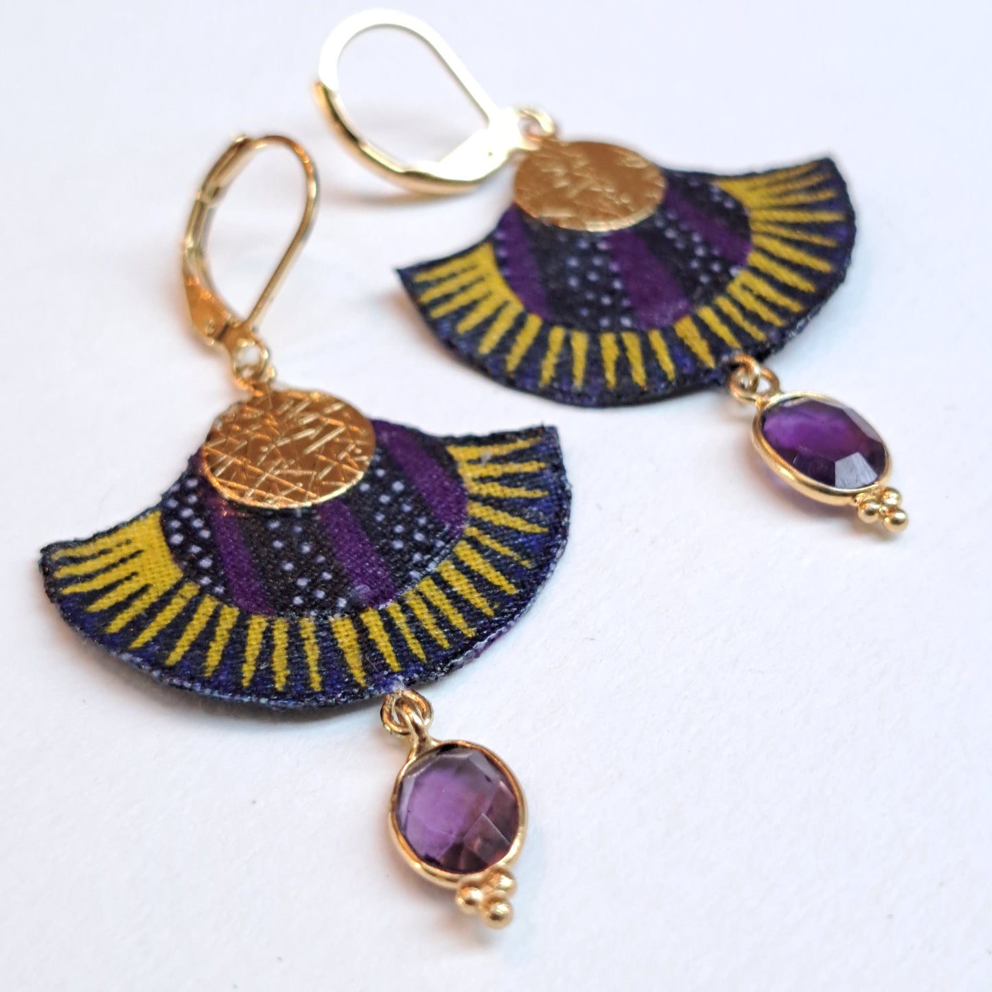 Love Jaisalmer - Boucles d'oreilles pendantes améthyste