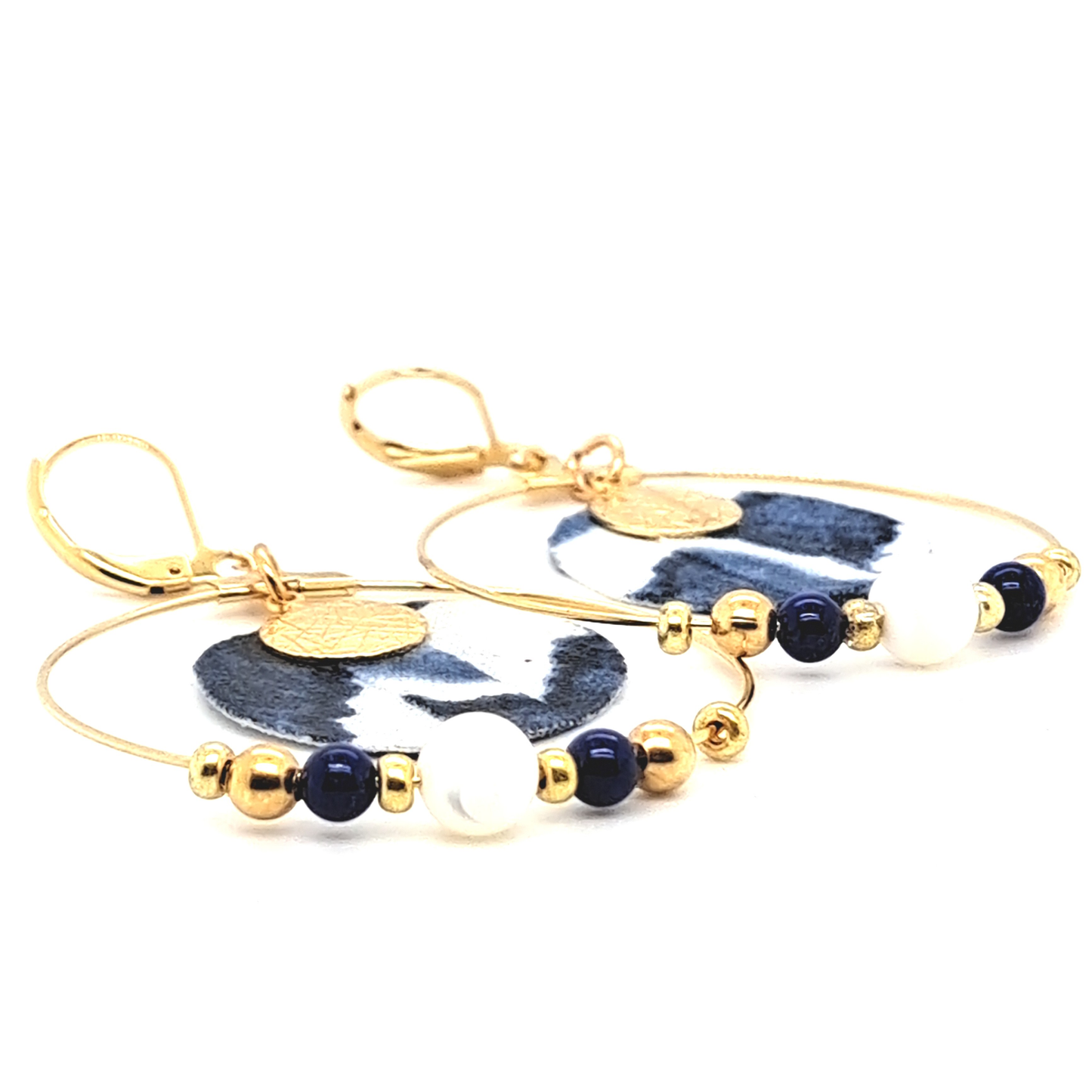 Caraïbes II- Boucles d'oreilles bleues créoles nacre lapis-lazuli