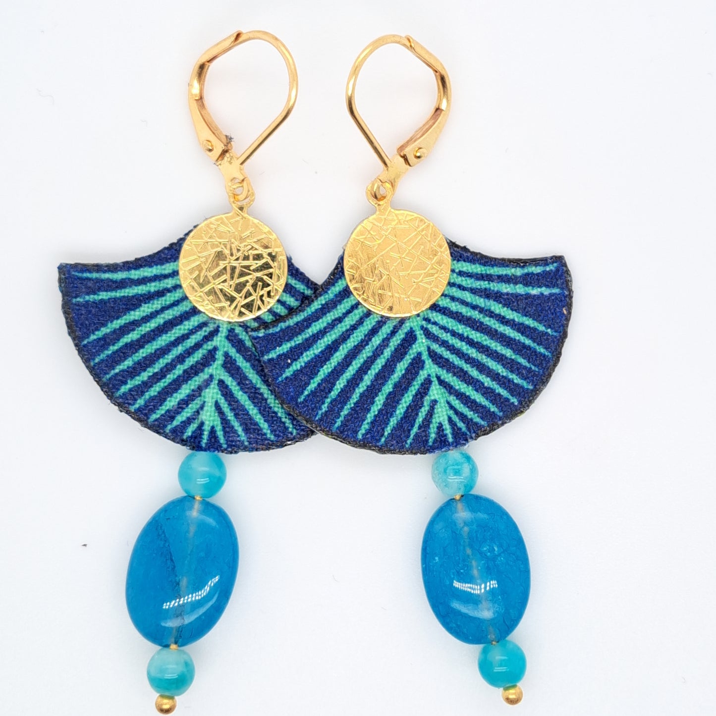 بلو لاجون - أقراط متدلية من الأباتيت