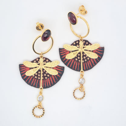 Rouge envol des libellules -Boucles d'oreilles pendantes grenat