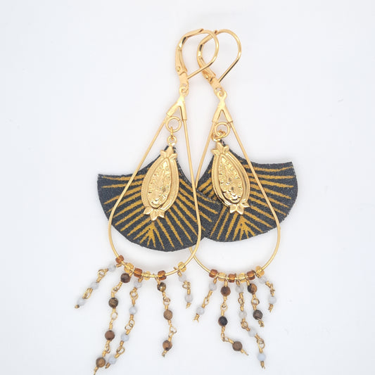 أصفهان - أقراط زرقاء مطلية بالذهب