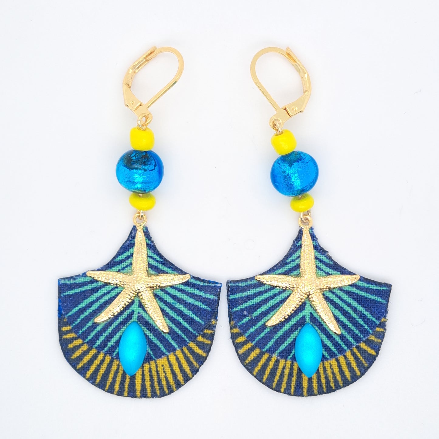 Guili - أقراط مستديرة من اللازورد