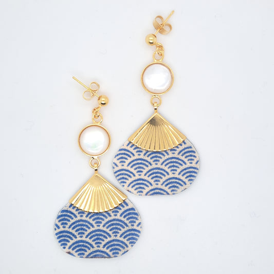 هوي آن - أقراط متدلية من القماش الأزرق