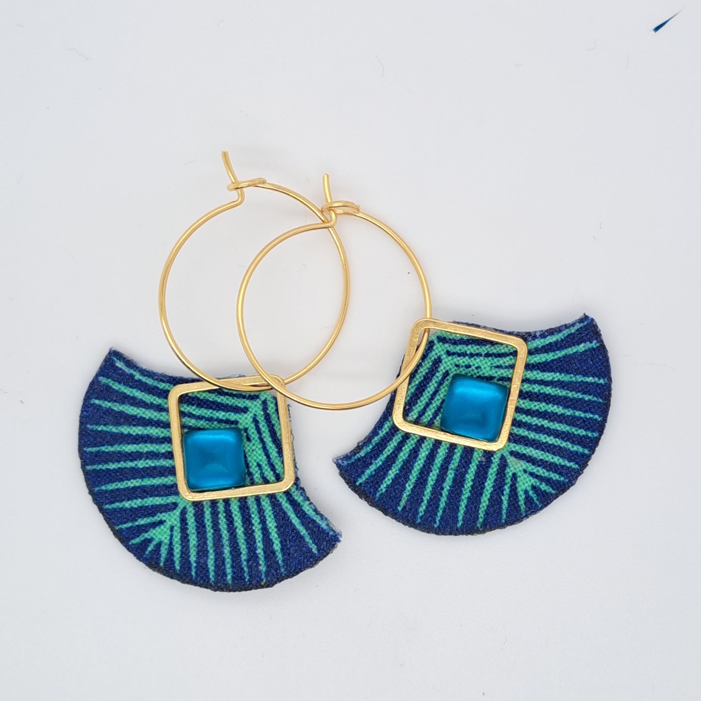 Bleu Anémone - Boucles d'oreilles en tissu