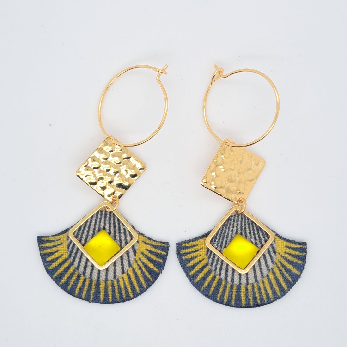Jaune Hoggar - Boucles d'oreilles pendantes perles d'eau douce