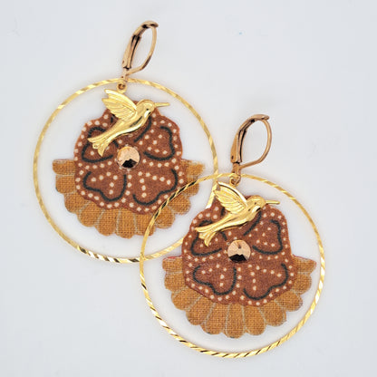Bali batik III - Boucles d'oreilles pendantes colibri