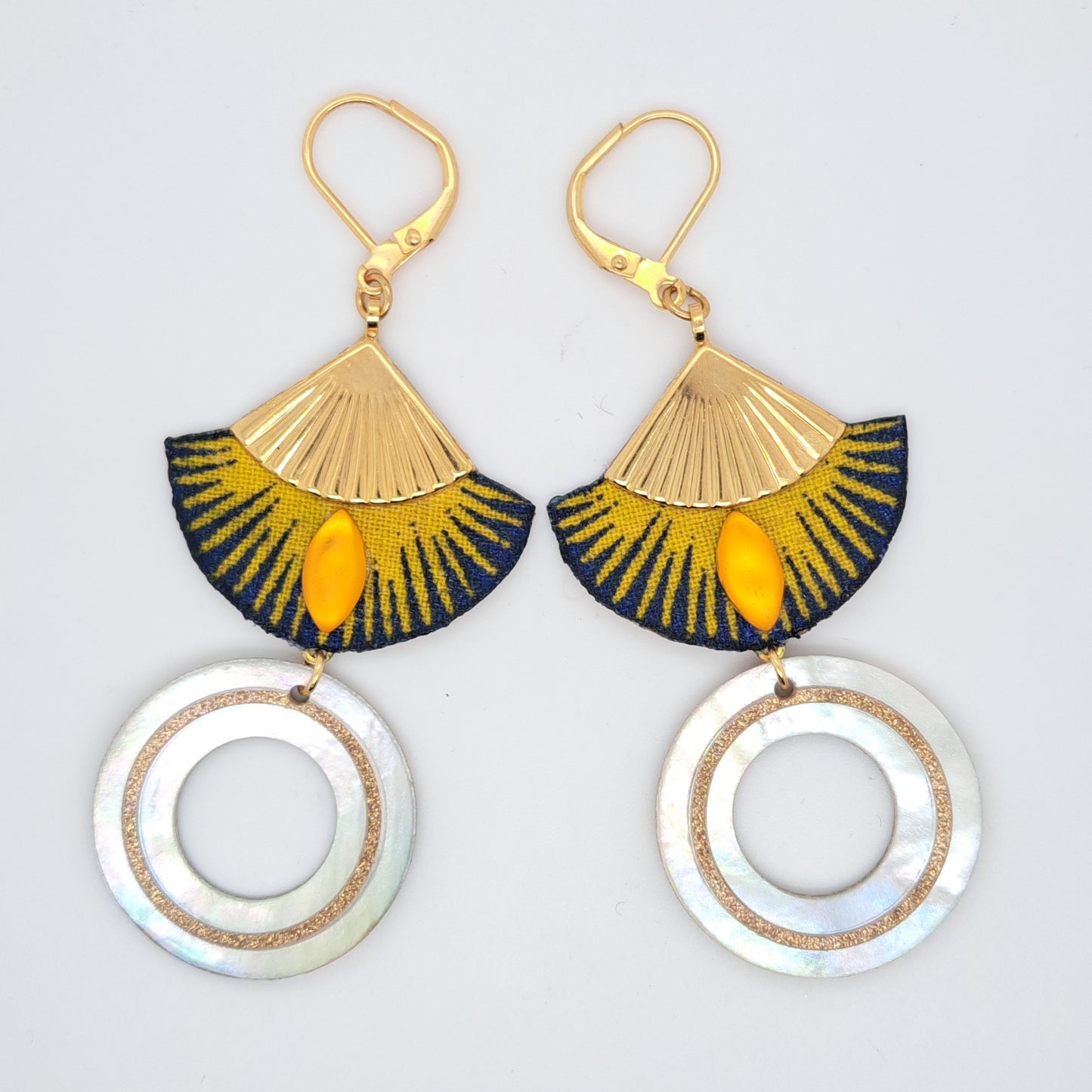 Doré Mombasa - Boucles d'oreilles nacre