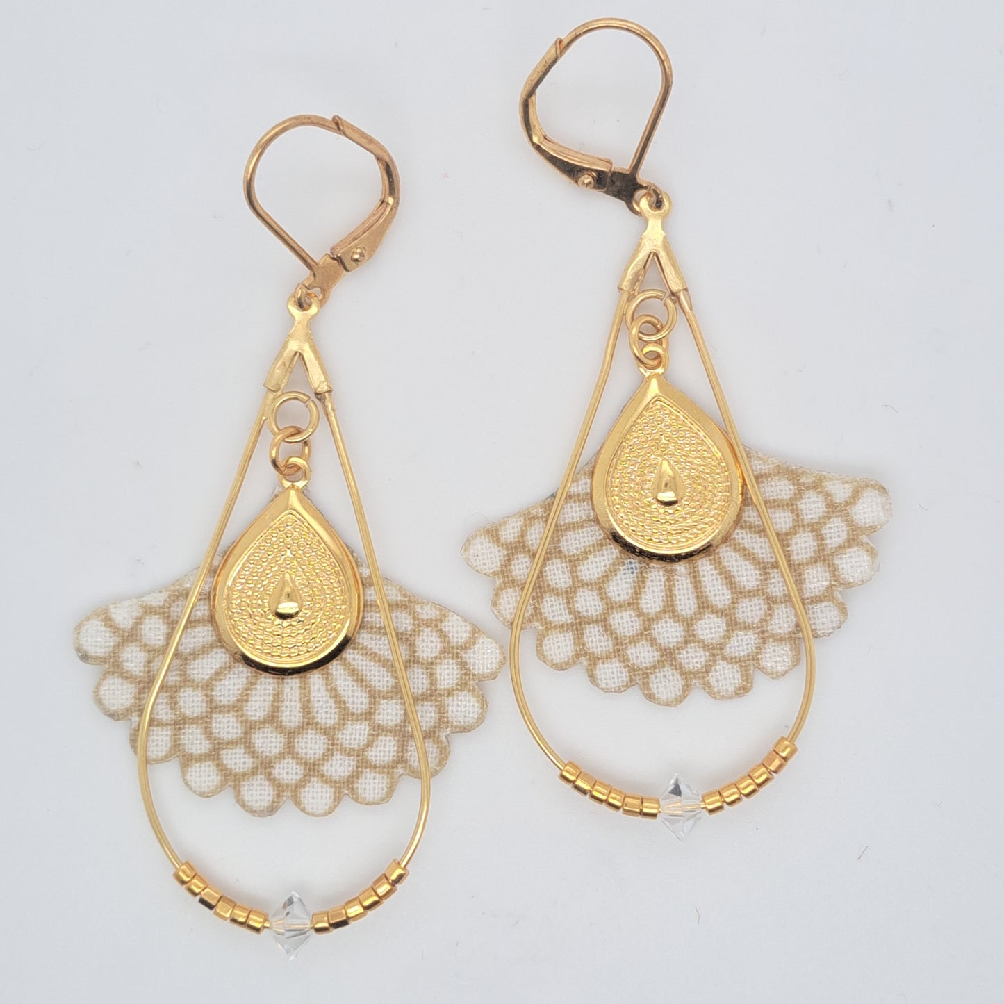 Blanc néréides - Boucles d’oreilles pendantes créoles gouttes