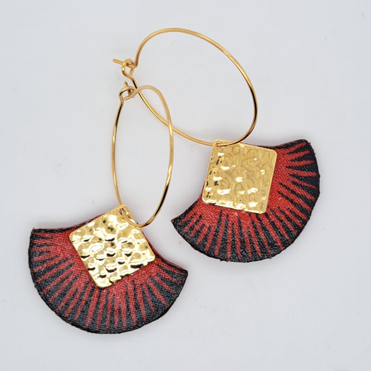 Frida - Red heart earrings