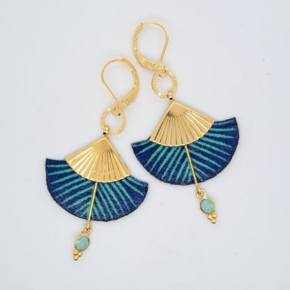 Bleu Seychelles - Boucles d'oreilles pendantes calcédoine bleue